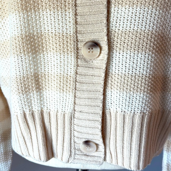 Jessica Simpson relaxed fit Beige Striped Cardigan button down V neck cropped M - Picture 3 of 14